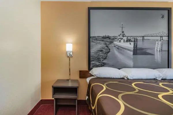 Super 8 by Wyndham Kinder/Coushatta near Casino 10